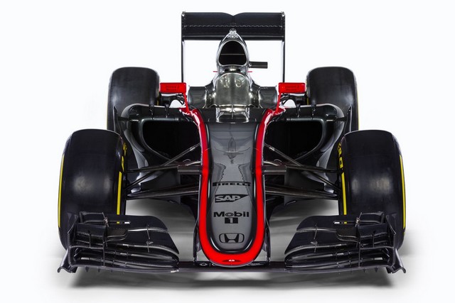 F1 2015 : McLaren dévoile sa MP4-30 avec son moteur Honda  819548McLarenMP43020152