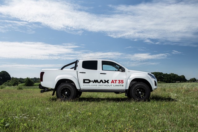 Pleins feux sur les D-Max 1.9 et AT35 au Salon de l’auto 822838IsuzuDmax118