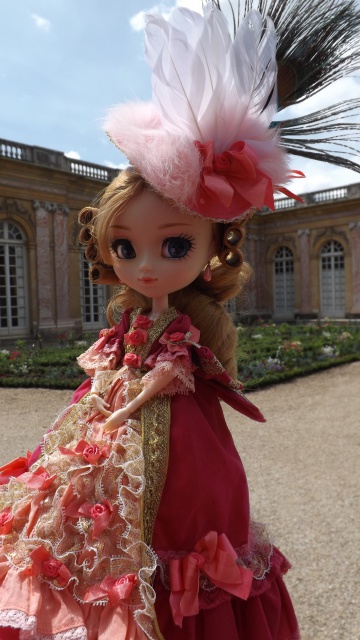 Marie-Antoinette à Versailles bis et Oscar à Paris... 826140DSCF2800