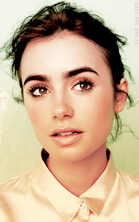 Lily Collins 82743695L3