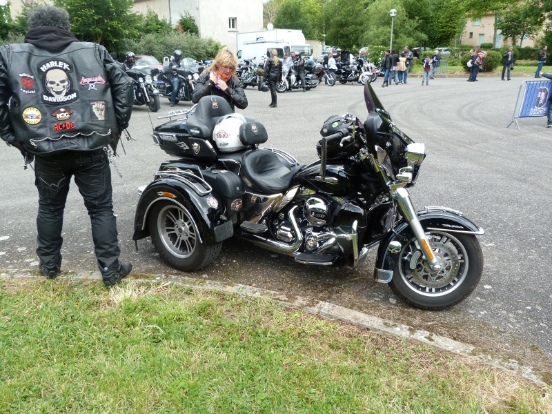 CR & Photos : TSO 23-24/05/2015 : Durfort (81) , Expo. Autos / Motos Harley US + Concerts  831336P1170813