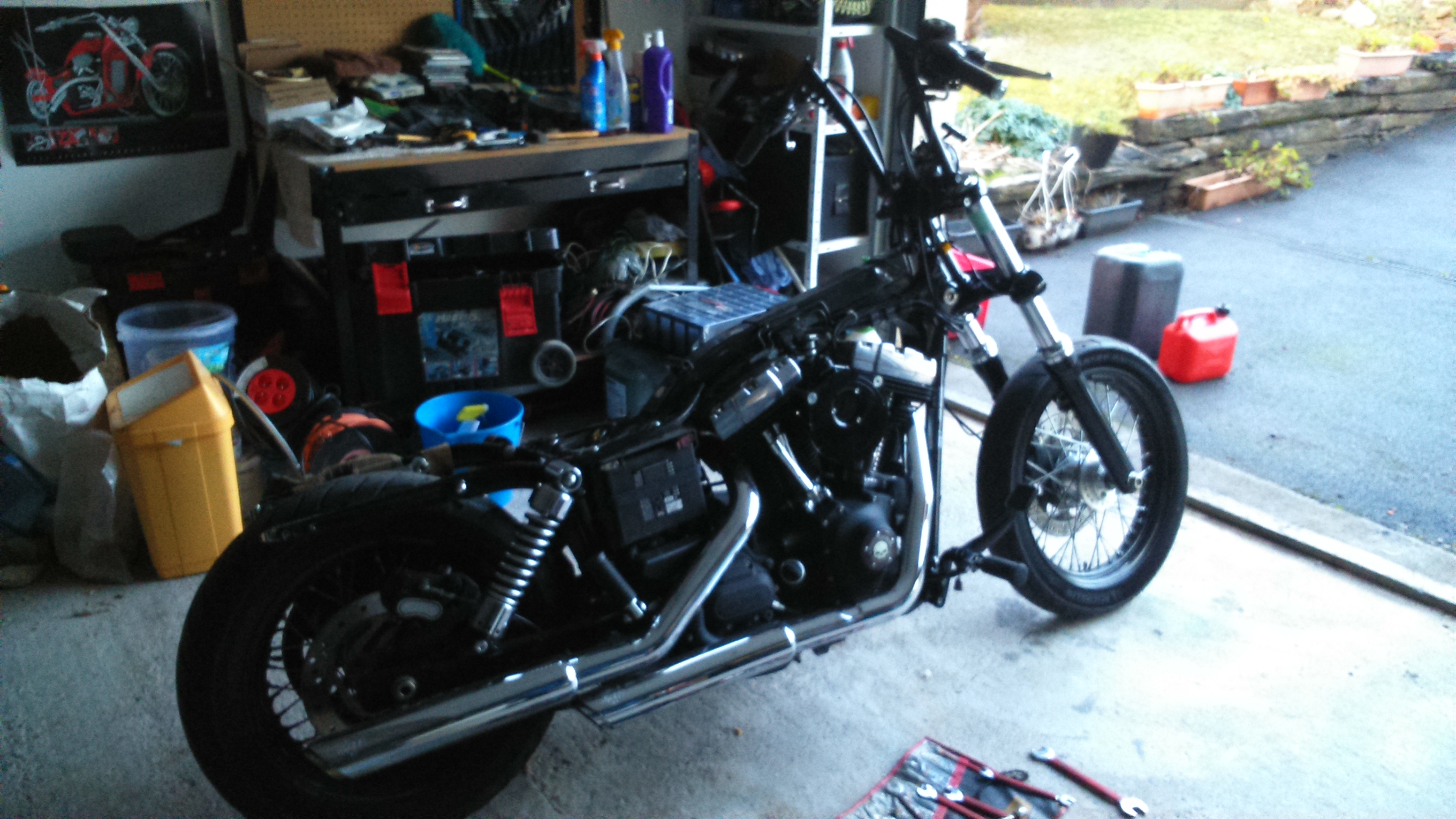 Début des modifs sur mon Street Bob - Page 3 833933DSC0200