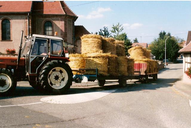 Photos de vos tracteurs - Page 19 834695721076769