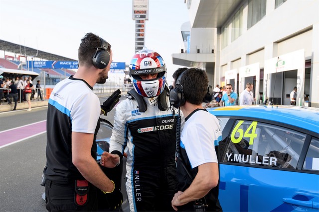 Thed Björk et Polestar Cyan Racing sacrés champions du monde ! 834727217448PolestarCyanRacingWTCC2017Qatar