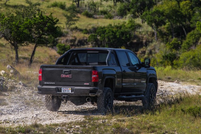 Lancement du Sierra à poids lourd tout terrain X 8371712017GMCSierra2500HDAllTerrainX014