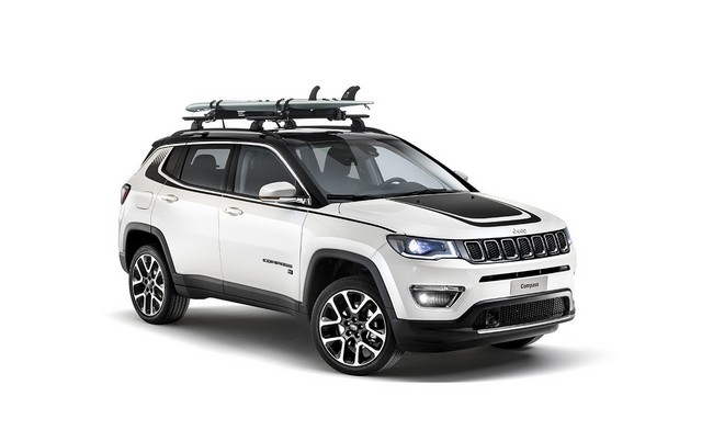 Mopar® : plus de 70 équipement pour la Jeep® Compass 838007170607MoparJeepCompass02