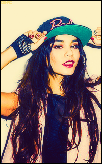 COMMANDE VANESSA HUDGENS 840786VanessaHudgens7