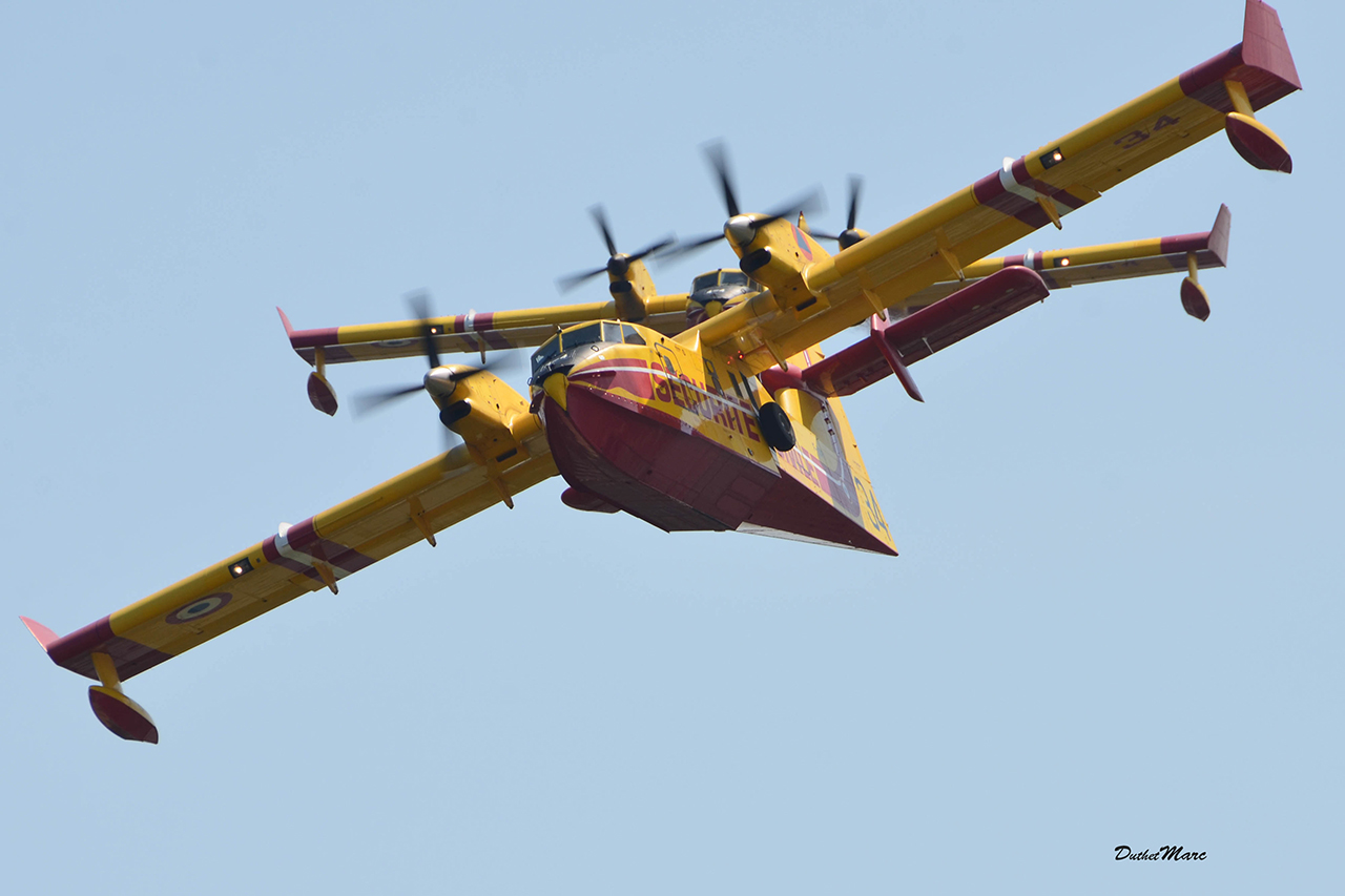 france - Les moyens aériens de lutte contre les incendies en France 8433404611280