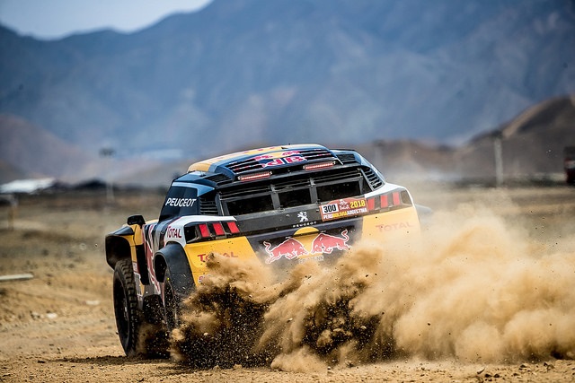 Les Peugeot 3008DKR Maxi Prêtes À Affronter Le Dakar 2018 843692277316461197884cb34c8z