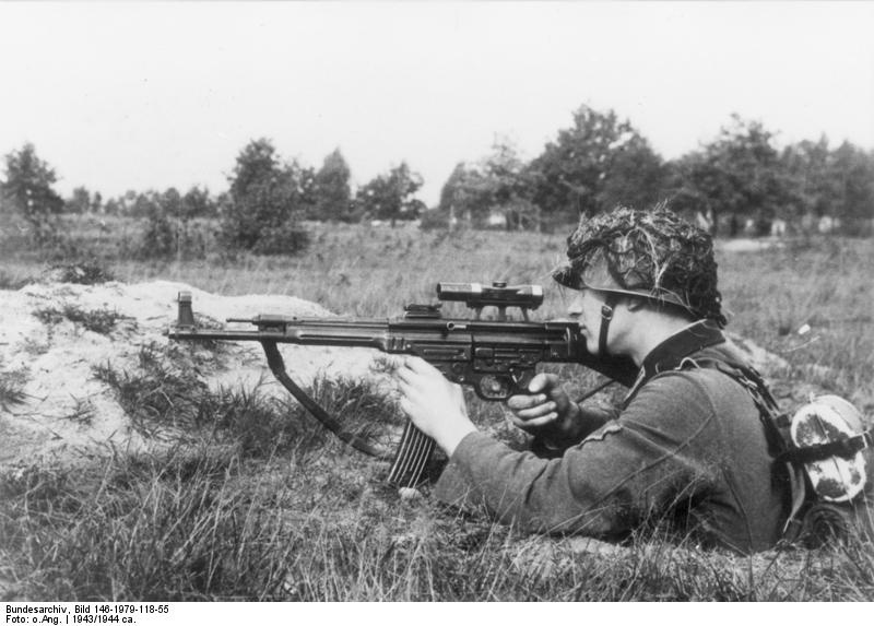 recherche de photographies 850895bundesarchivbild1461979118552cinfanteristmitsturmgewehr442