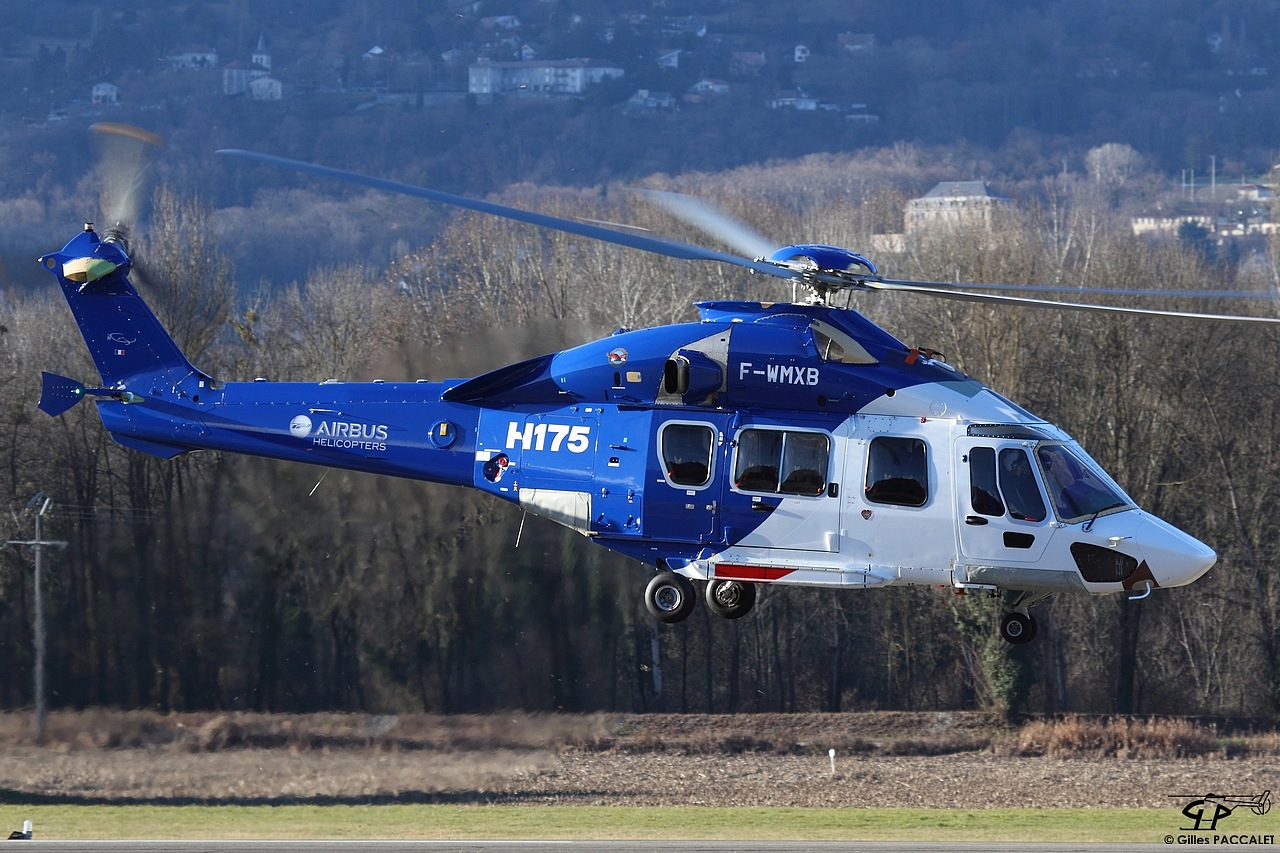 LFLG Grenoble-Le Versoud 851922FWMXB4637