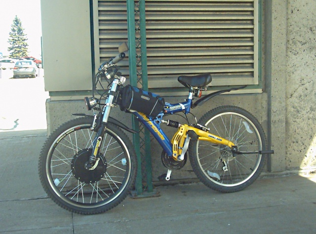 HOOLIGAN..Pas un (( GRAND )) vélo.....MAIS !!! - Page 6 8519586035