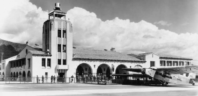 Disney's Grand Central Air Terminal (2015) 853102GCAT