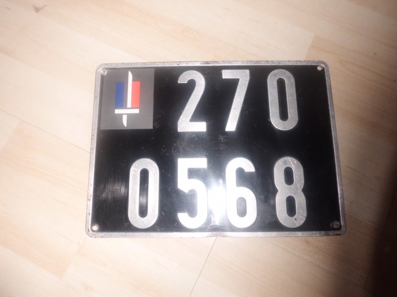 Plaque d'immatriculation 853118CIMG6231