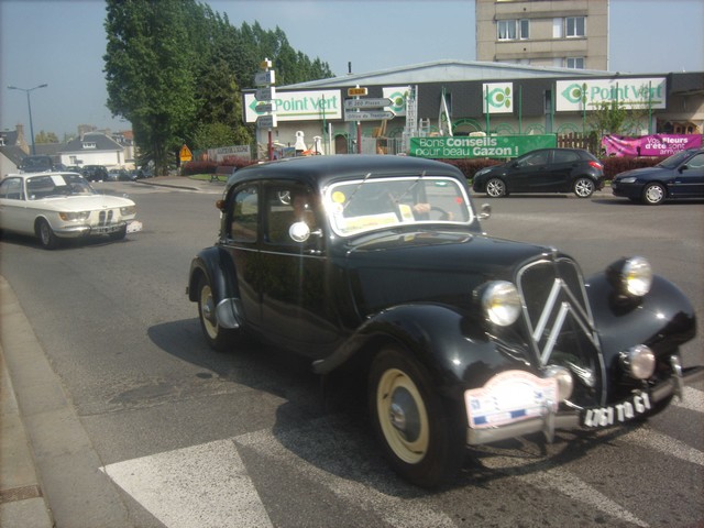 Les Bielles de Mai : Centre Ville Vire (samedi 30 avril 2011 858308May0117