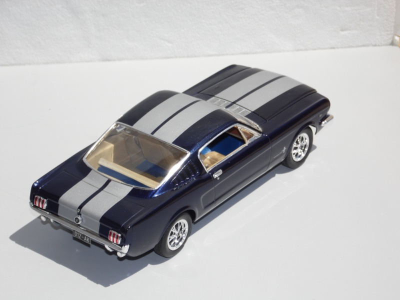 Mustang Fastback"65 Revell. - Page 3 862605SAM7246