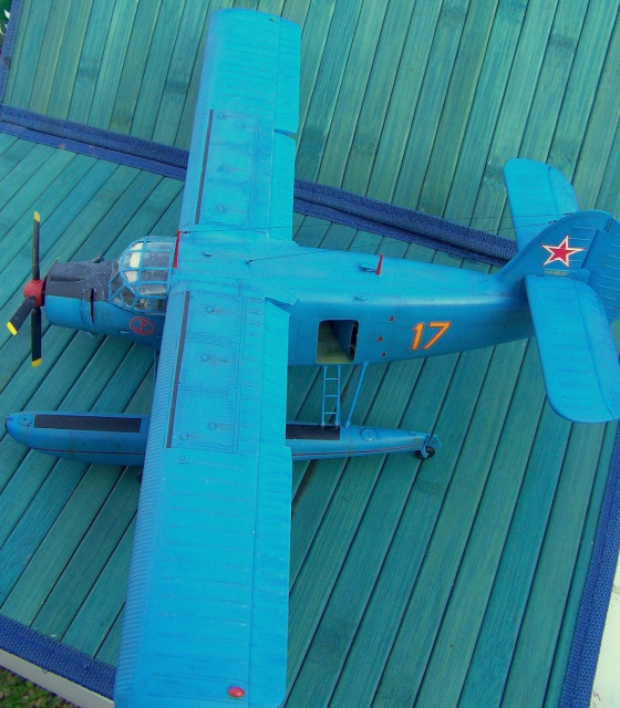 Pantouflard soviétique : l'Antonov AN-2V 8642541083679