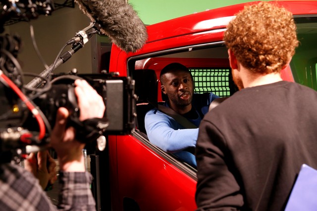 Yaya Touré Acteur Du Nouveau Film Nissan « Truckerball » 87817513351115