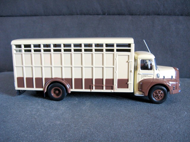 collection  ALTAYA" camions d'autrefois  "  au 1/43 - Page 8 881386IMG7882a