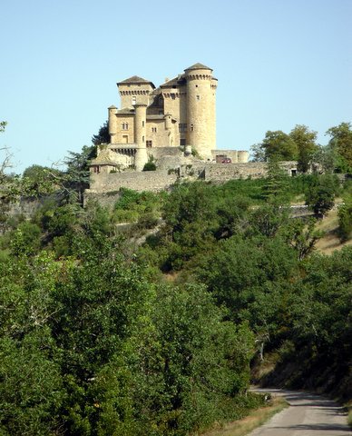 Entre l'Aveyron et la Lozère 887133SDC15508