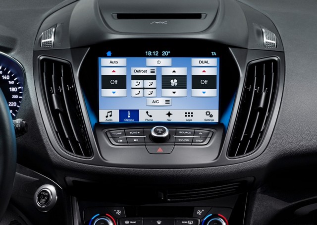 SYNC 3 arrive en Europe pour rendre l’expérience client plus connectée que jamais  891380Ford2016KugaMCASync3climate05