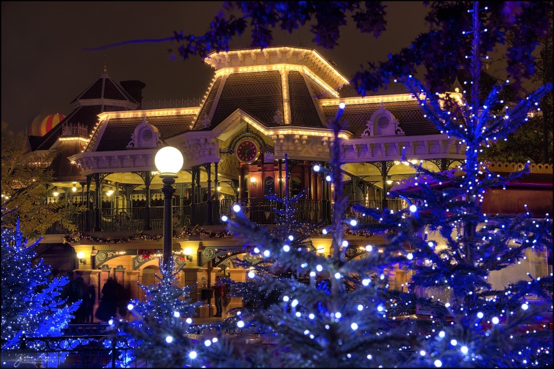 Photos de Disneyland Paris en HDR (High Dynamic Range) ! - Page 25 892840GaredeMainStreetNol2014HDR600D