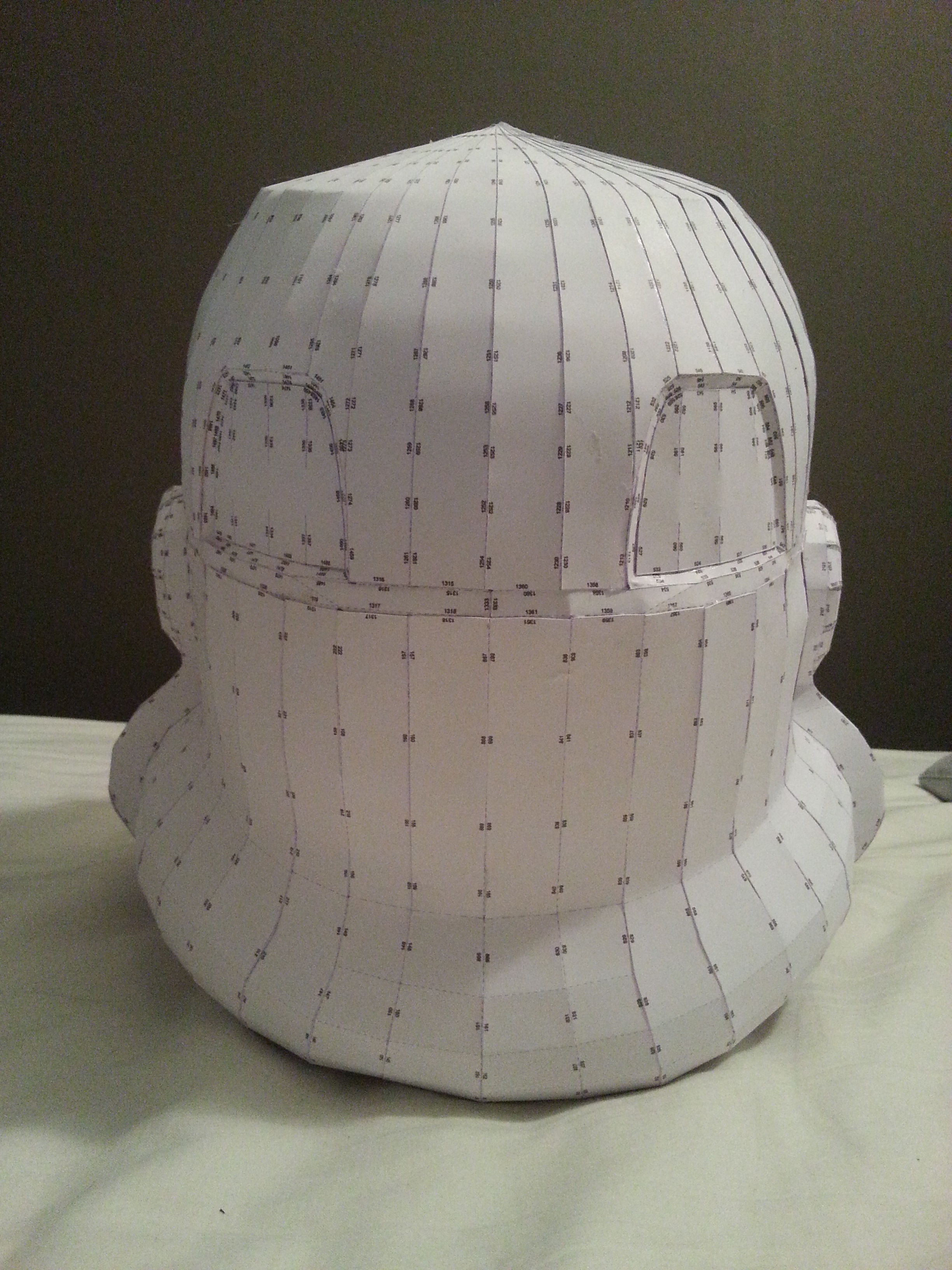 Casque Stormtrooper (paper+fibre) et armure 89662620130529221048