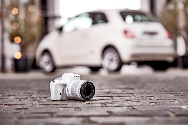 Nouvelle Fiat 500 : la version « CATWALK Edition Canon » en première au Salon de Bruxelles 2016  898783FiatCanon7