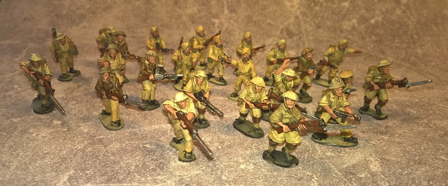 Paras français en Indochine... et en 28 mm 899394Ratsdudsert8