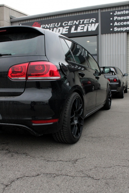 Golf 6 Gtd black - 2011 - 220 hp - Shooting p13 et insignes Piano Black p25 - Page 14 906811IMG1518bis