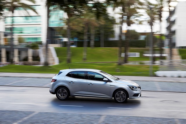 Nouvelle Renault MÉGANE : Dynamisme, technologies et plaisir de conduite 9068217386216