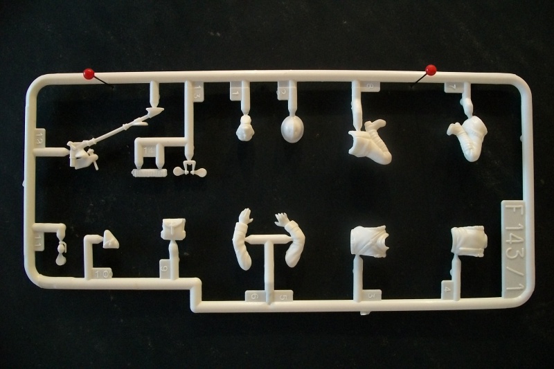 Groupe de combat FRANCE équipe feu 1939-1945 Groupe mitrailleuse HOTCHKISS 1/35ème Réf 143 914598Heller143GCFMitailleuseHotchkiss004