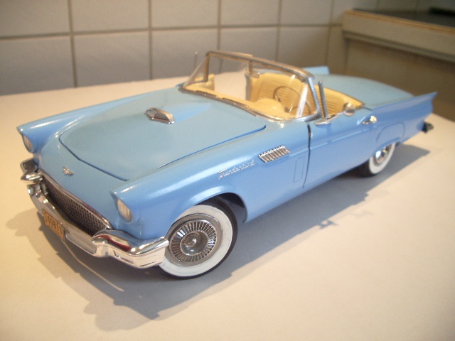 ford thunderbird 1957 au 1/16 914655IMGP8729