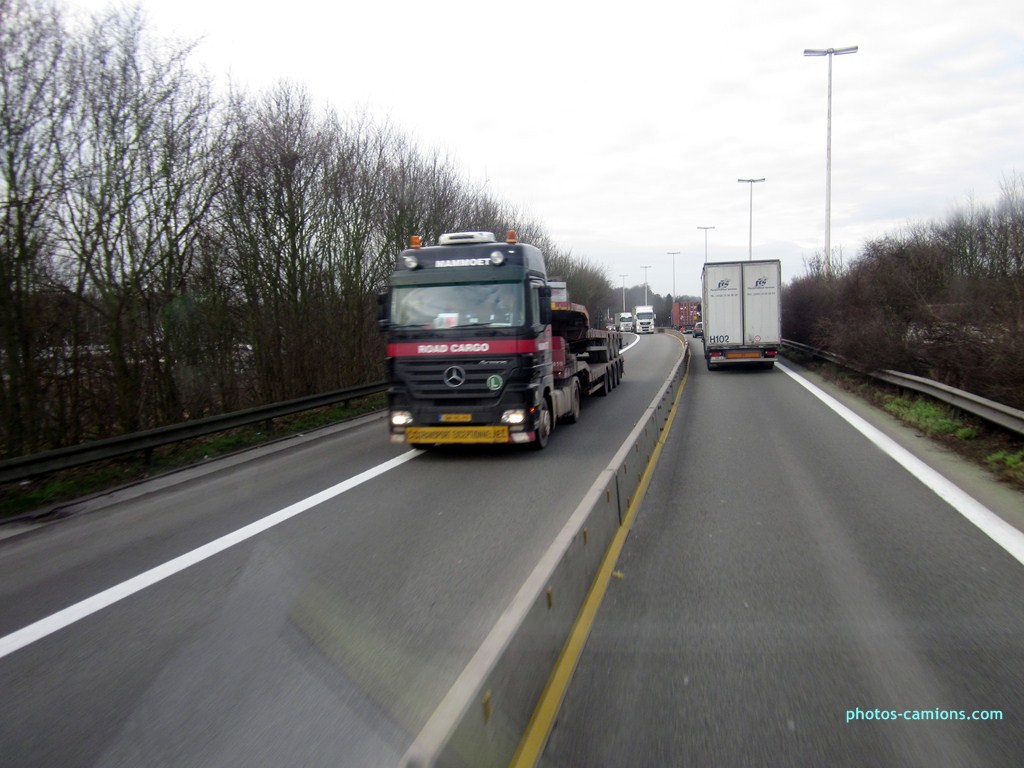 Mammoet Road Cargo - Oudenbosch - Page 2 914945photoscamions11I2013108Copier