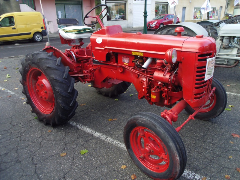 13 - SENAS Fête des vieux tracteurs et vieux métiers le 4 Octobre 2015 915318SENAS2015006