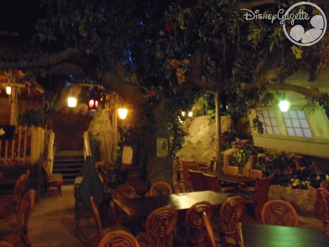 Captain Jack's - Le Restaurant des Pirates (ex- Blue Lagoon" (Disneyland Parc)  - Page 5 93179719961293101544120739118416025790765404697380n