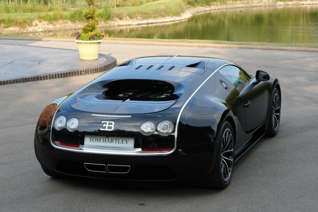 On aime ou on n'aime pas ? - Page 7 9332882011BugattiVeyronSuperSportSangNoirrearprofile