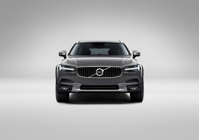 Volvo Cars affiche son côté tous chemins sous les traits du V90 Cross Country 937914198882NewVolvoV90CrossCountryStudio