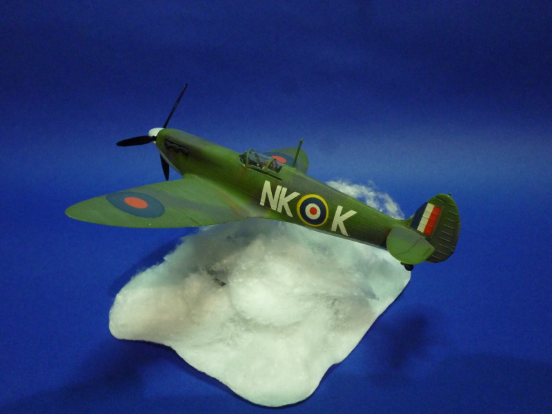 Spitfire mkII - revell - 1/72 940369P1040523