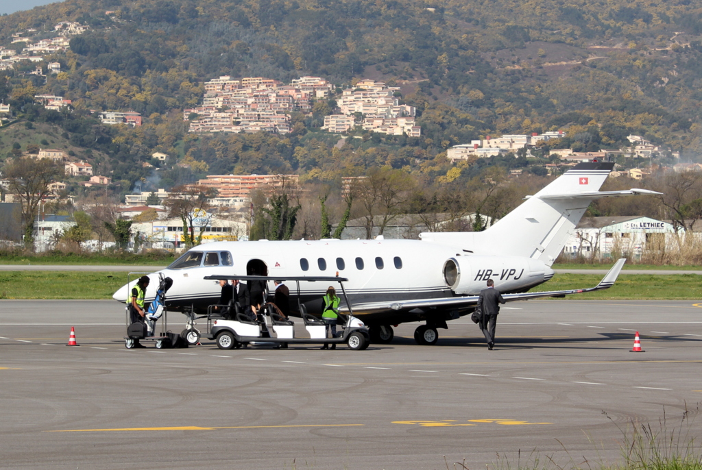 Aeroport Cannes - Mandelieu LFMD MARS 2014 941413IMG3018