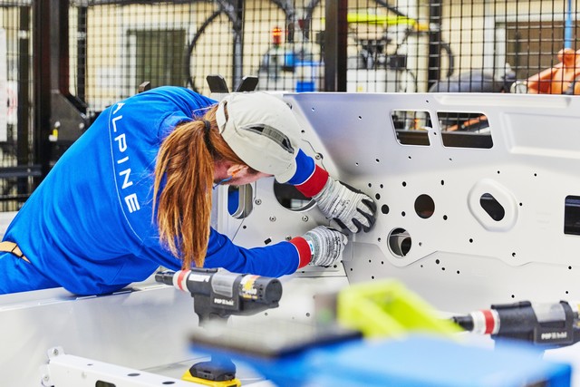 Le Groupe Renault inaugure la nouvelle ligne de production de l’Alpine A110 à Dieppe 945080212016602017FabricationdelAlpineA110lusinedeDieppe