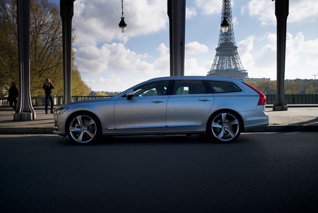 Zlatan Ibrahimovic Partage La Vedette Avec Le Nouveau Volvo V90 Dans La Nouvelle Campagne Marketing De Volvo Cars 948482ZLATANIBRAHIMOVICPARTAGELAVEDETTE