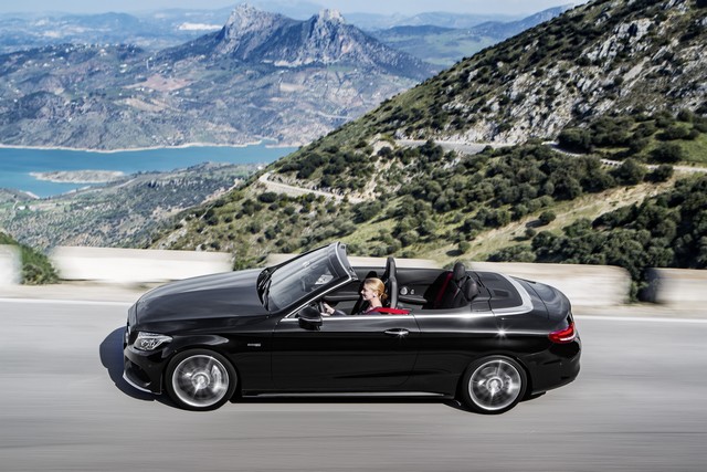 La nouvelle Mercedes-AMG C 43 4MATIC Cabriolet 95493816C104009