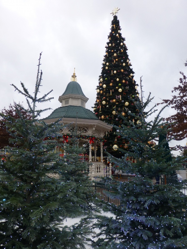 Trip Report d'une journée drôlement effrayante le 8 octobre pour Halloween et TR d'un séjour au Cheyenne les 19 et 20 novembre pour Noël :) - Page 3 963622P1240660