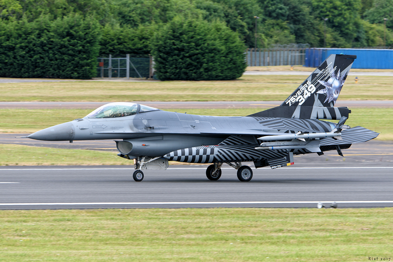 EGVA Fairford - Page 2 964869Riat111