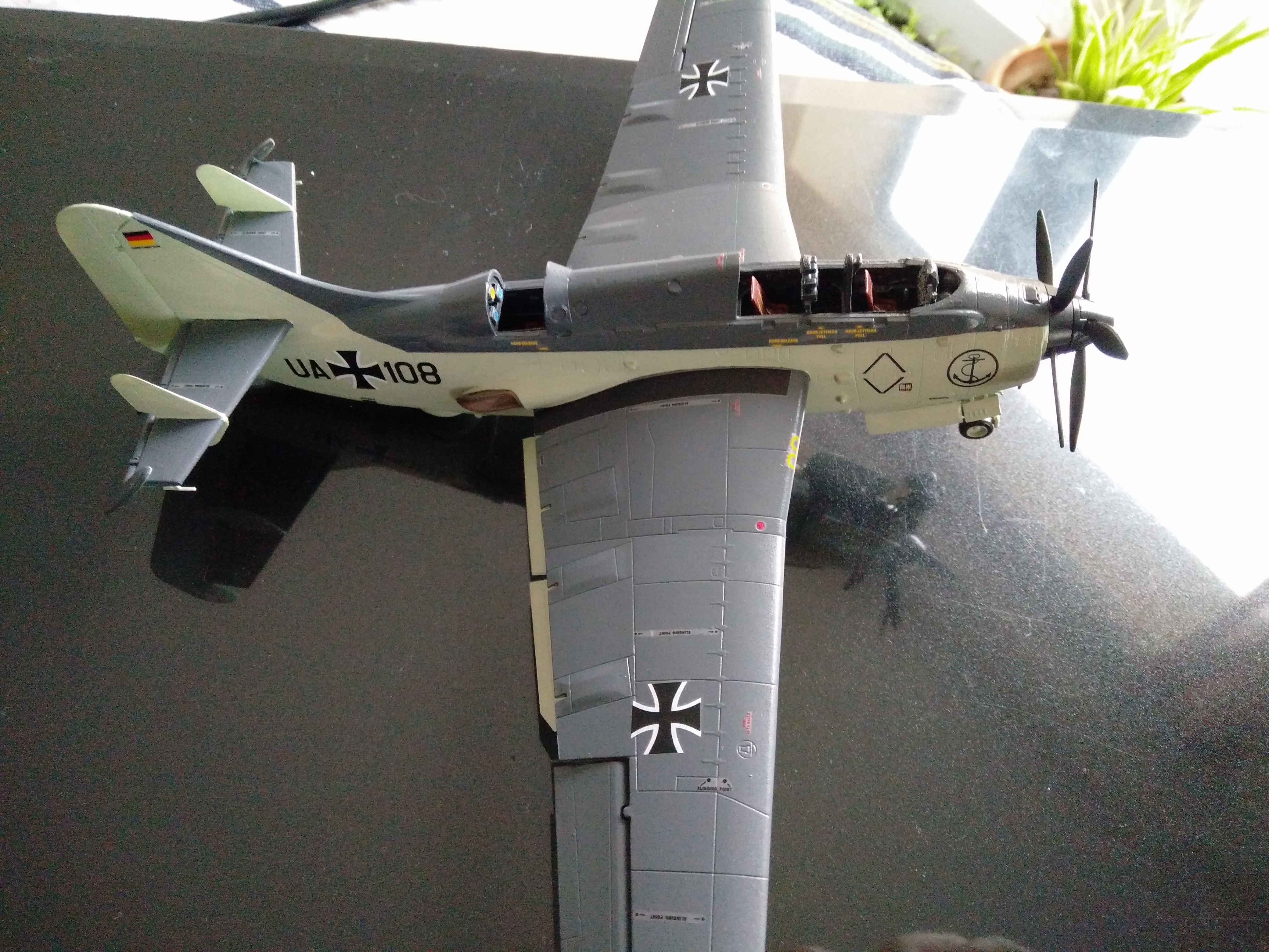 FINI [Revell] Fairey Gannet As mk 1/4 - Page 2 964903IMG20160519080642