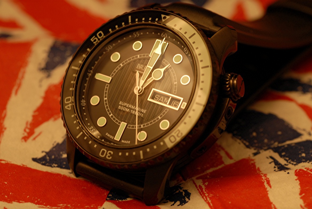 Bremont Supermarine 500 Descent LE 97095802troisquartdroite