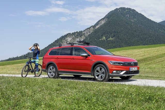 Nouvelle Passat Alltrack  972213thddb2015au01288large