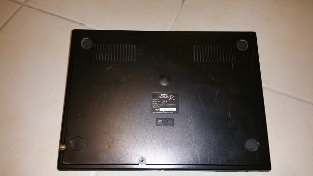 [VDS] Neo geo AES + stick carré + 1 jeu 97926920150104200513