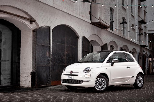 Nouvelle Fiat 500 : la version « CATWALK Edition Canon » en première au Salon de Bruxelles 2016  979603FiatCanon2